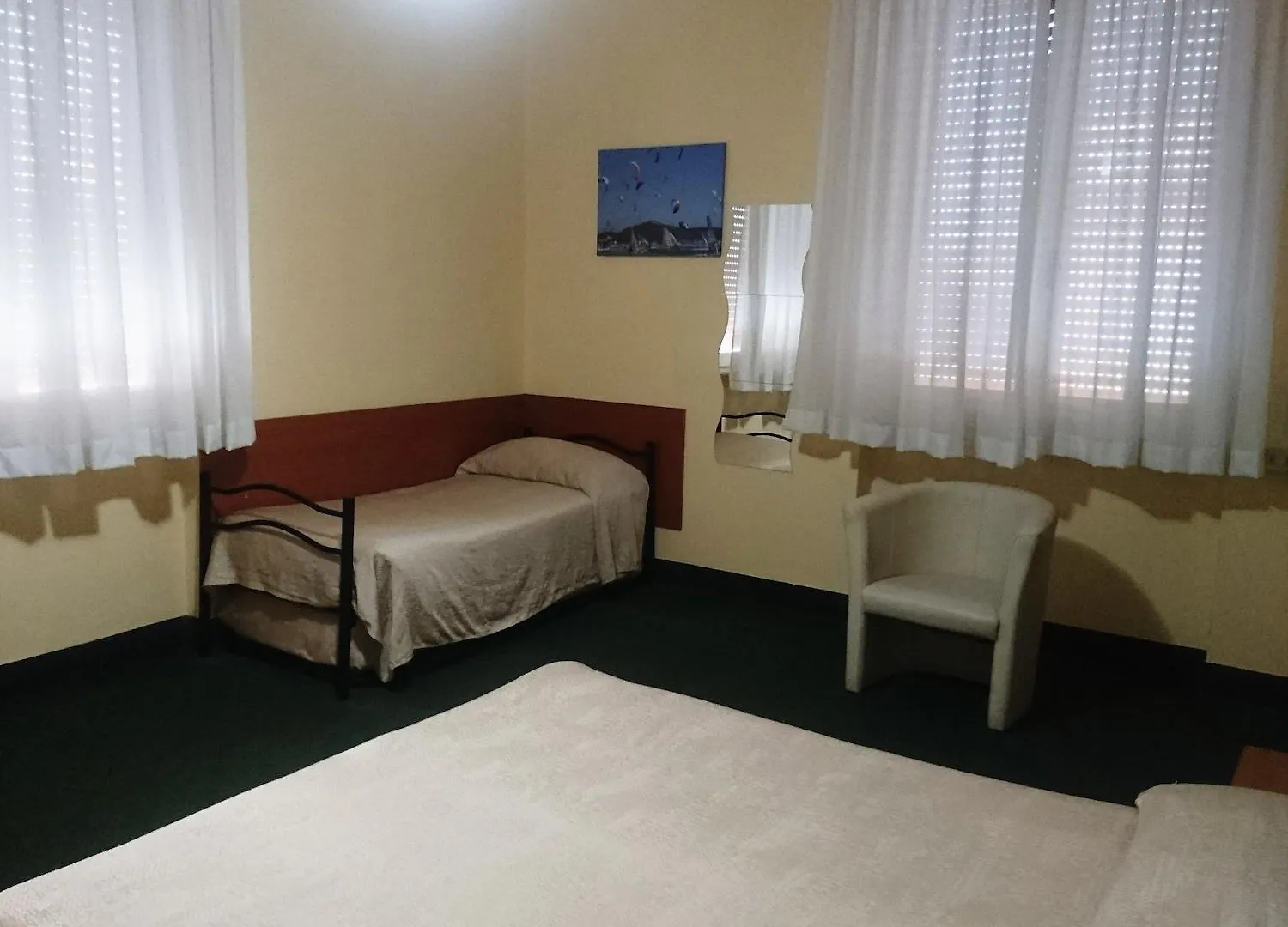 Giappone Inn Parking Hotel Livorno