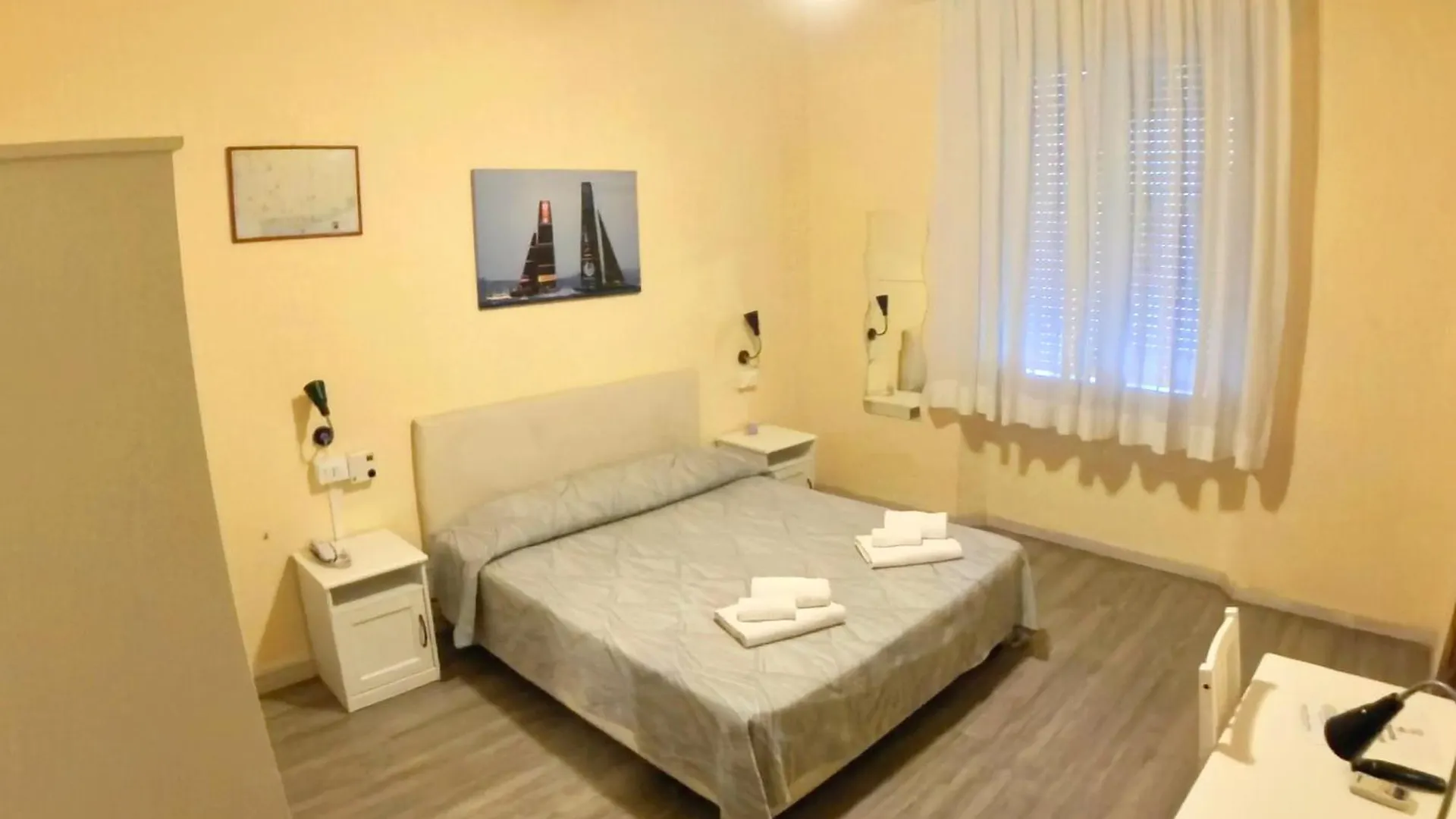 Giappone Inn Parking Hotel Livorno