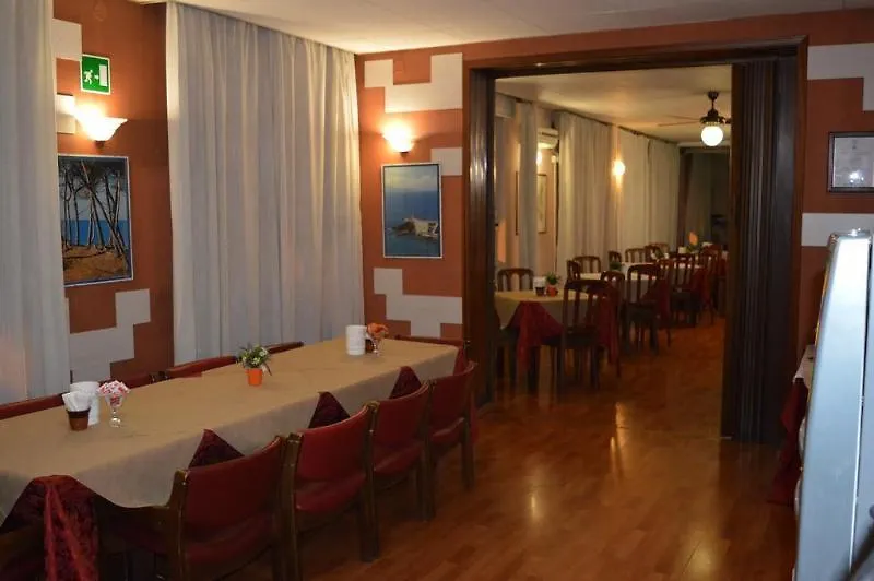 Giappone Inn Parking Hotel Livorno