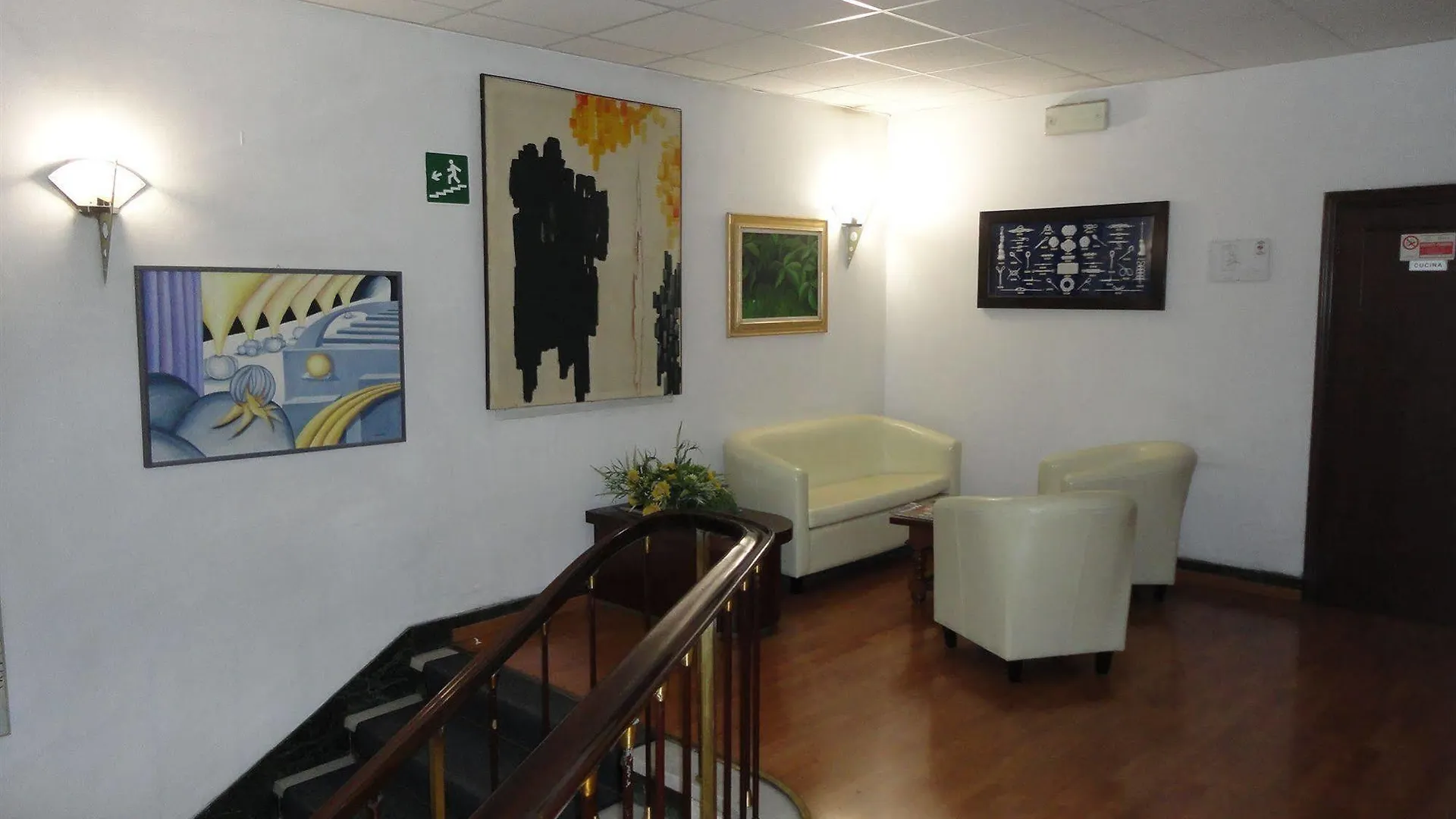 Giappone Inn Parking Hotel Livorno