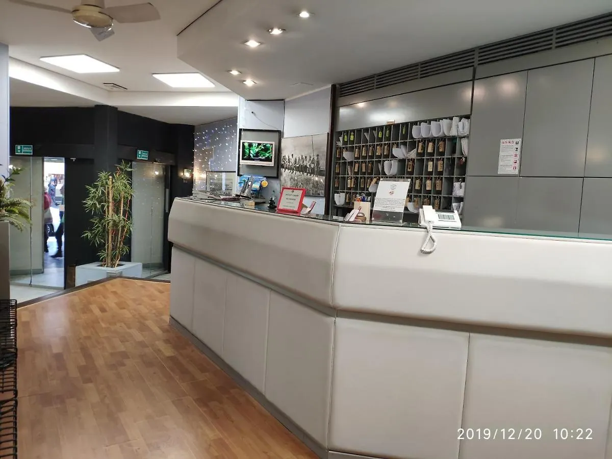 Giappone Inn Parking Hotel Livorno